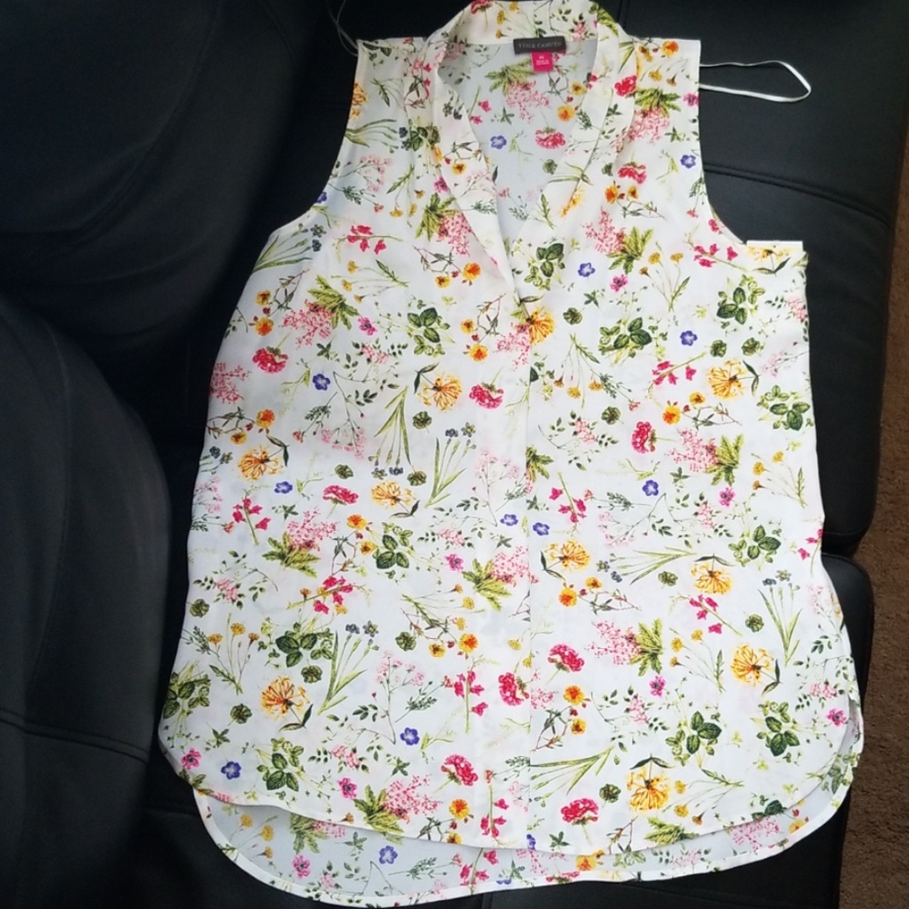 Top - Picture 2 of 2